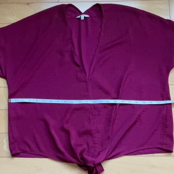 Lucky Brand oversize top with deep v neck - Picture 3 of 4